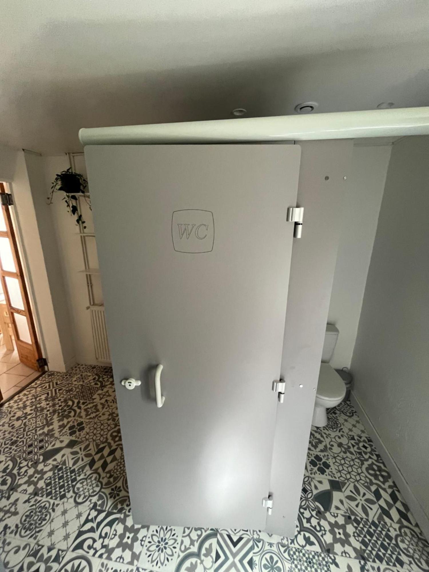 Gite Le Coup De Pompe Ecluse 47 Meilhan-sur-Garonne 外观 照片