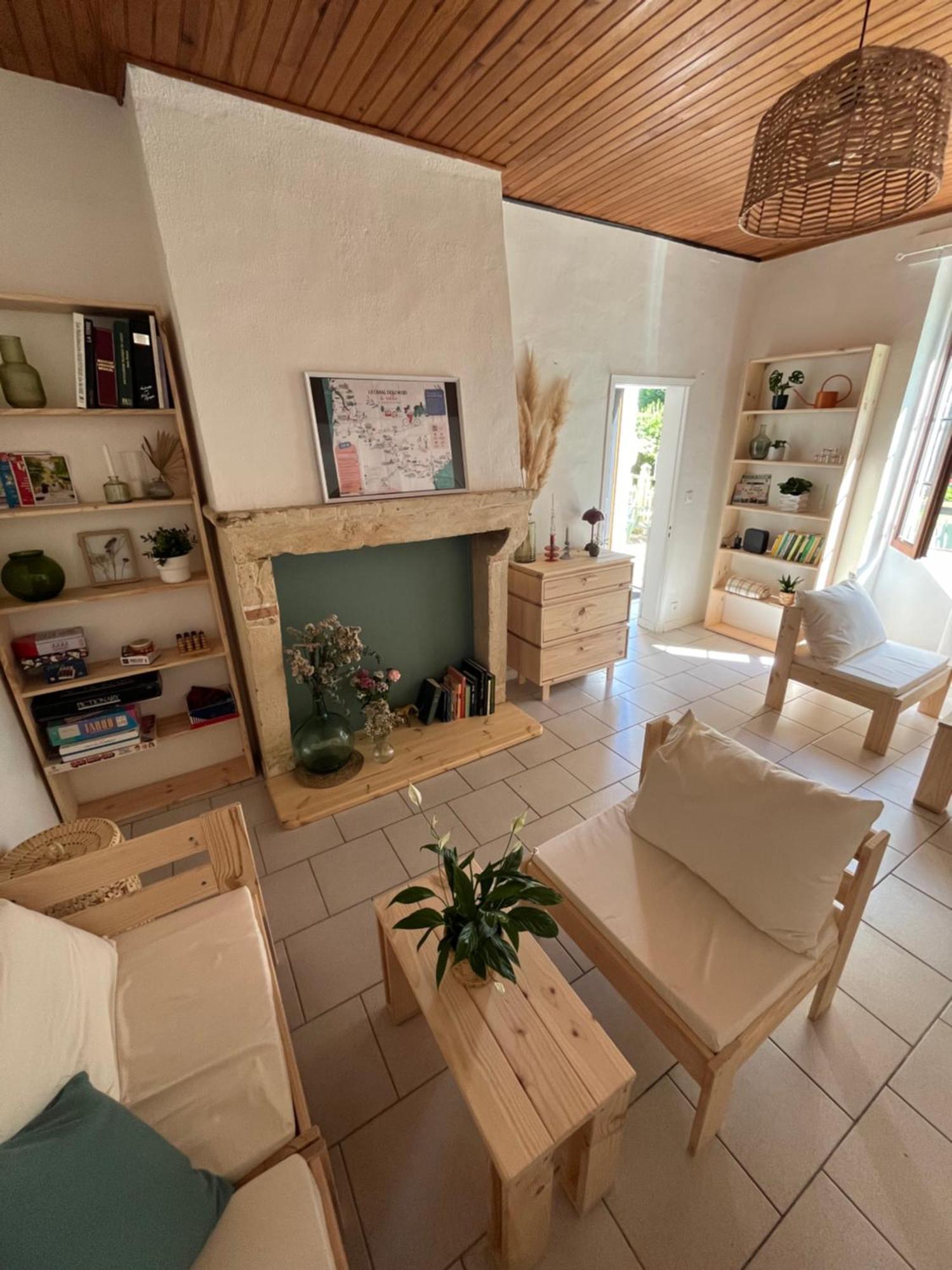 Gite Le Coup De Pompe Ecluse 47 Meilhan-sur-Garonne 外观 照片